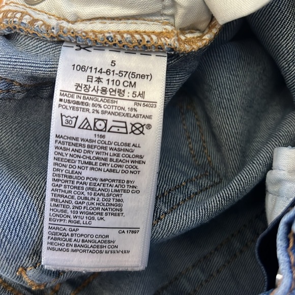 Gap Medium Wash Straight Legged Jean - Picture 9 of 10